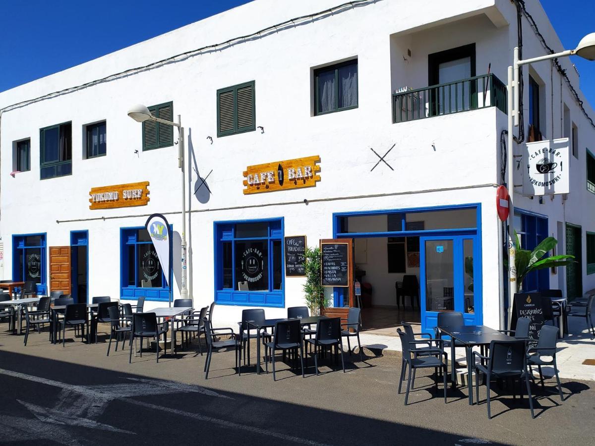 Surf House Famara Yokomosurf Ostello Esterno foto
